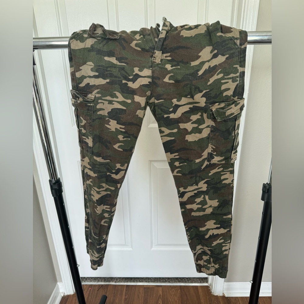 Women’s camo joggers